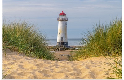 Wales, Flintshire, Talacre Beach, Point Of Ayr Lighthouse Or Talacre Lighthouse