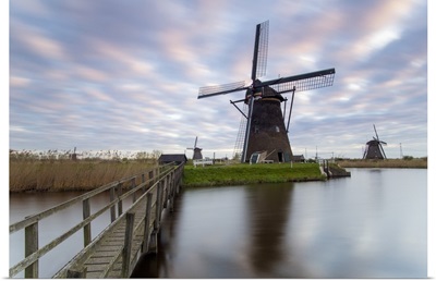 Windmills, Kinderdijk, UNESCO World Heritage Site, Netherlands, Europe