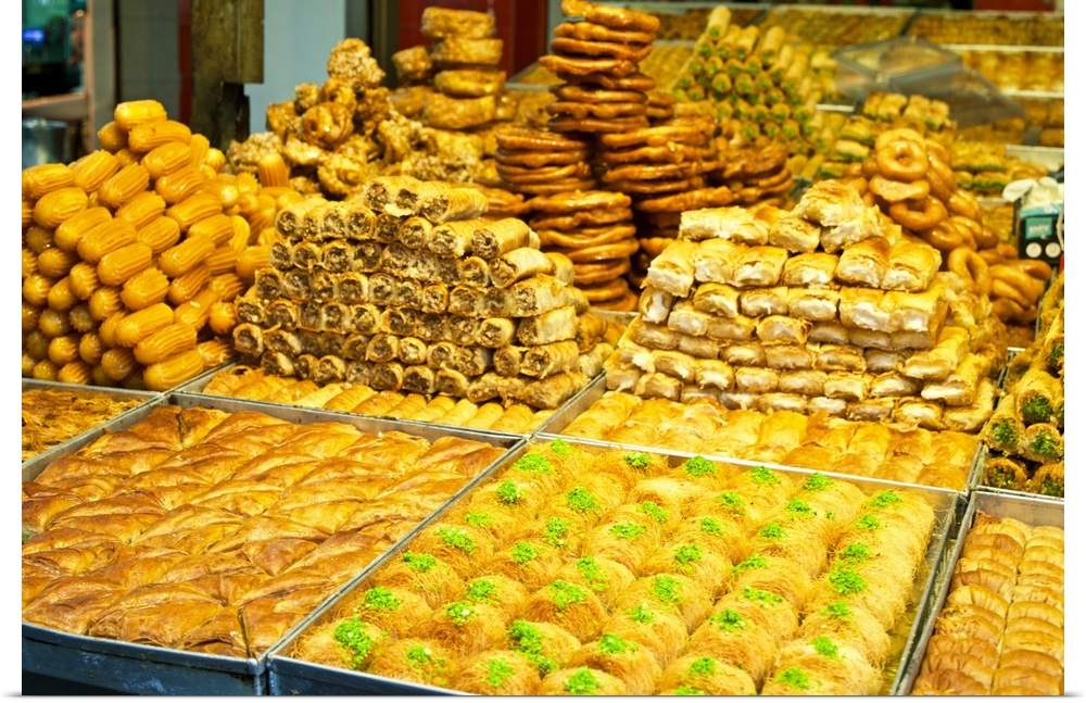 Israel, Tel Aviv: at Carmel market, sweets, candies, desserts and pastry.