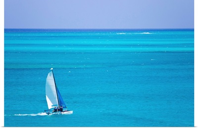 Sail boaters enjoying the turquoise waters of Grace Bay, in the Turks and Caicos Islands