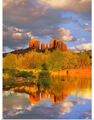Cathedral Rock reflected in Oak Creek, Red Rock State Park near Sedona, Arizona
