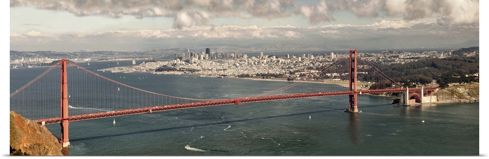 Panoramic photograph of the Golden Gate Bridge in San Francisco bay.