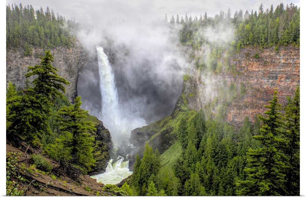 Helmcken Falls at Wells Grey Park, BC