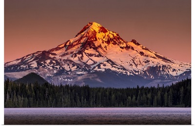 Oregon, Mount Hood Oregon, Mount Hood Is A Stratovolcano In The Cascade Range
