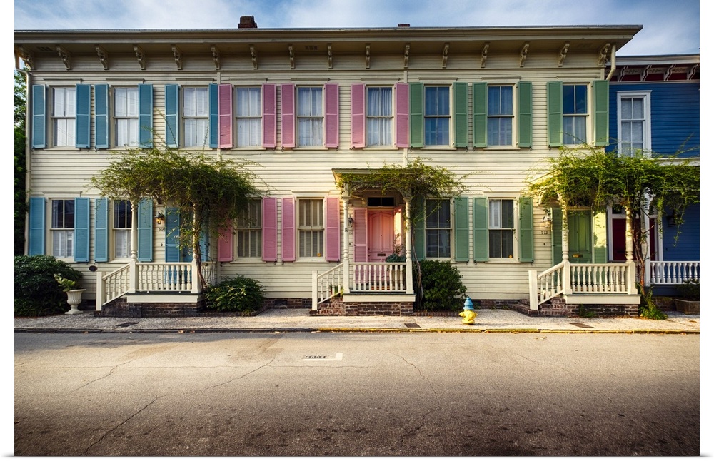 Colorful Historic Houses, Savannah, Georgia