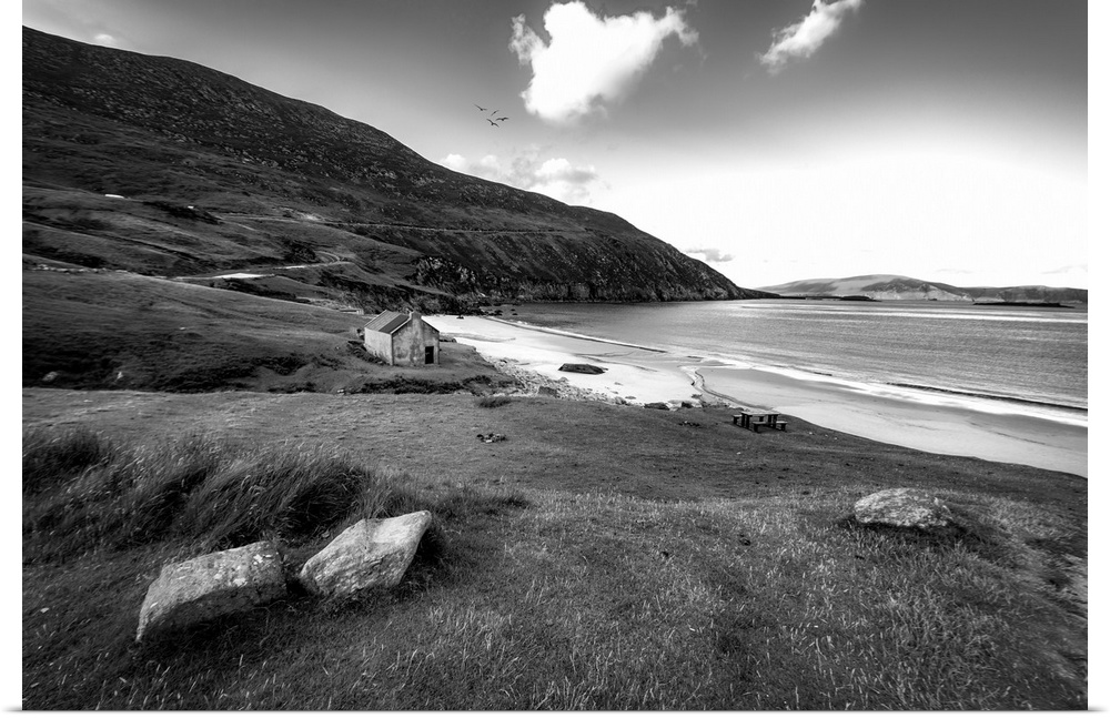 Black and white photo of a beach in Ireland