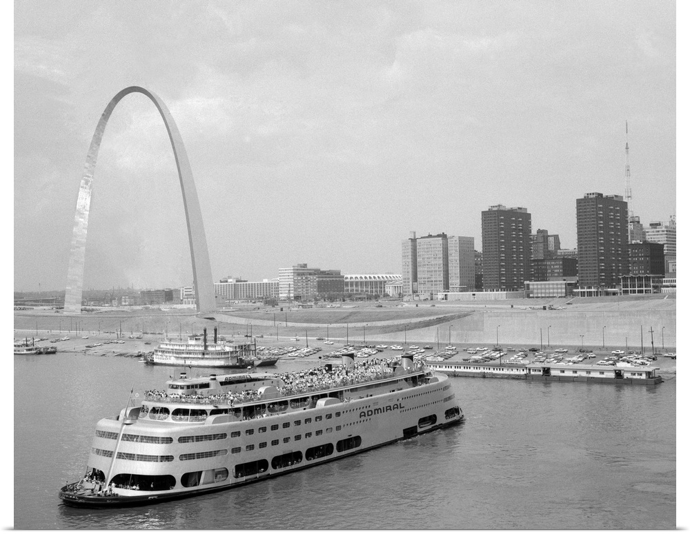 1960's St. Louis Missouri Gateway Arch Skyline Mississippi River Ss Admiral Casino And Other Riverboats.