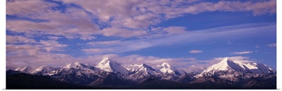 Alaska, Denali National Park, Mt Mather & Mt Brooks, Panoramic view of snow covered peaks