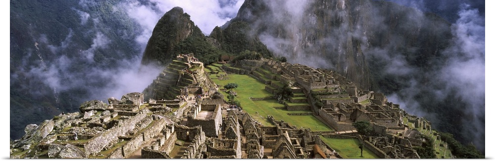 Archaeological site, Inca Ruins, Machu Picchu, Cusco Region, Peru, South America