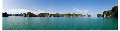 Bay with cliffs in the background, Halong Bay, Vietnam