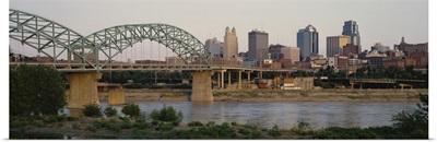 Bridge across the river, Kansas City, Missouri