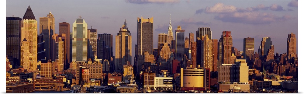 Buildings in a city, Manhattan, New York City, New York State