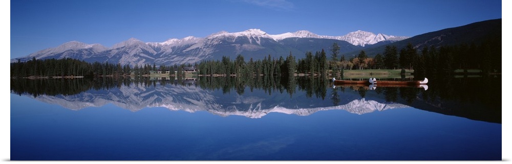 Canada, Alberta, Jasper National Park, Lake Beauvert, Boat in a lake