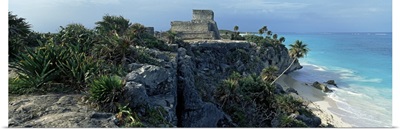 Castle on a cliff, El Castillo, Tulum, Yucatan, Mexico