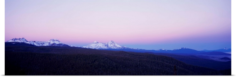 Dawn Broken Top and the Three Sisters OR