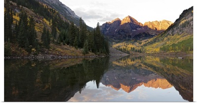 Elk Mountains reflected in Maroon Bells Lake, Pitkin County, Colorado