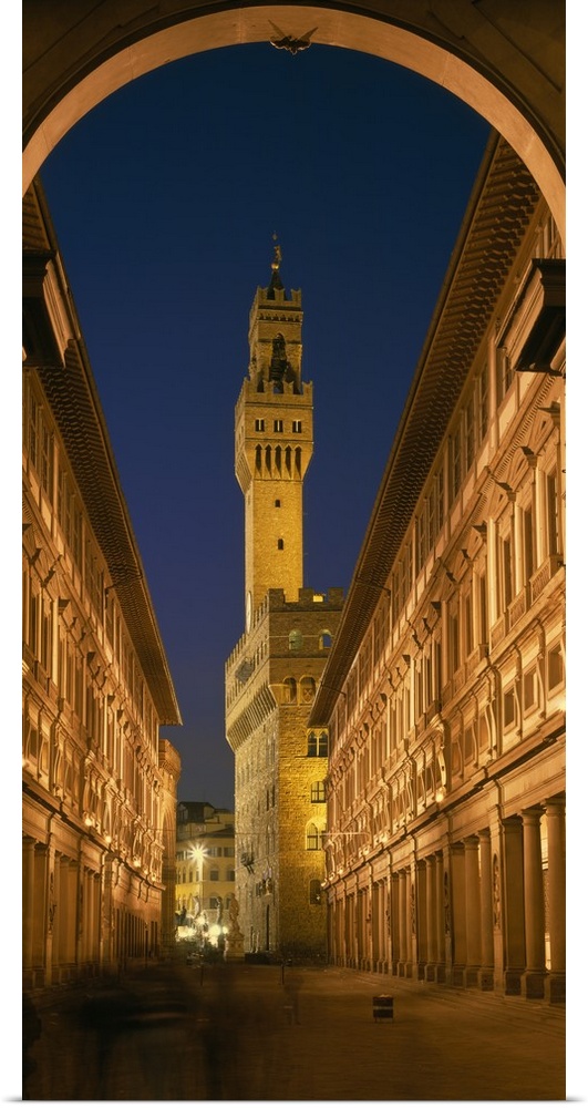 Evening Palazzo Vecchio Uffizi Gallery Florence Italy