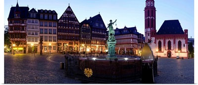 Half-timbered houses on the hill with Justice Fountain and Nikolaikirche, Germany