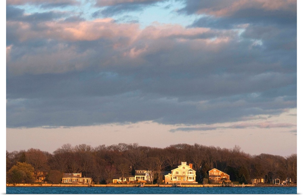 Houses on the island, Sag Harbor, Suffolk County, Long Island, New York State, USA