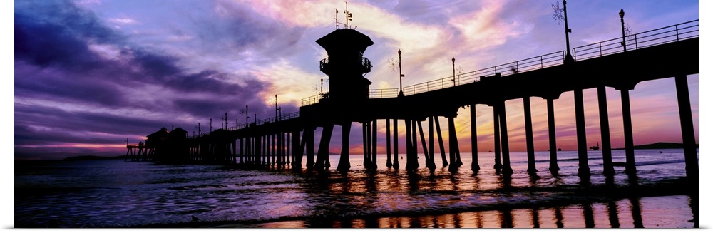 Huntington Beach Pier at sunset, Huntington Beach, California, USA.