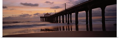 Hut on a pier, Manhattan Beach Pier, Manhattan Beach, Los Angeles County, California