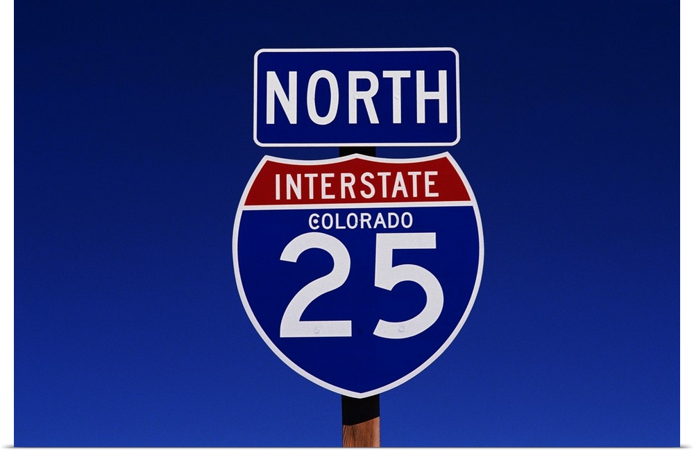Interstate 25 North Road Sign
