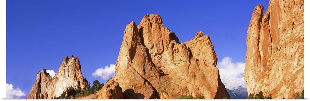 Low angle view of rock formations, Garden of The Gods, Colorado Springs, Colorado