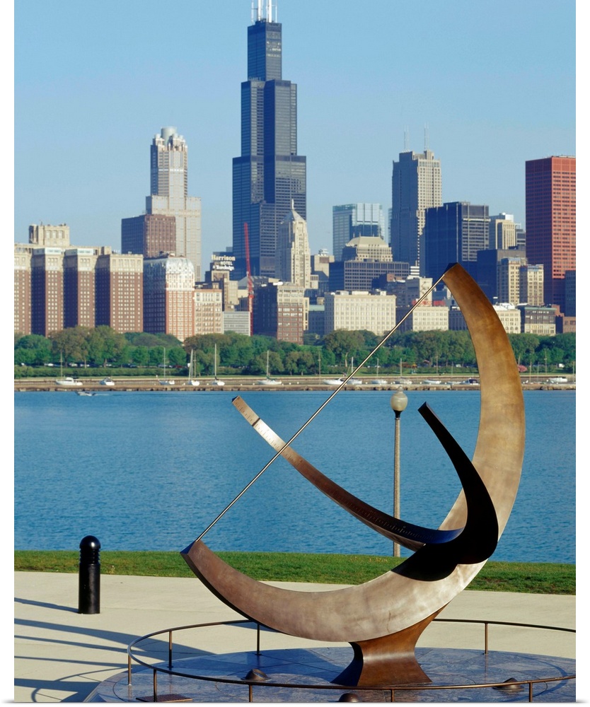 Henry Moore Sundial Sculpture Sundial, Adler Planetarium & Astronomy Museum Chicago, Illinois, USA