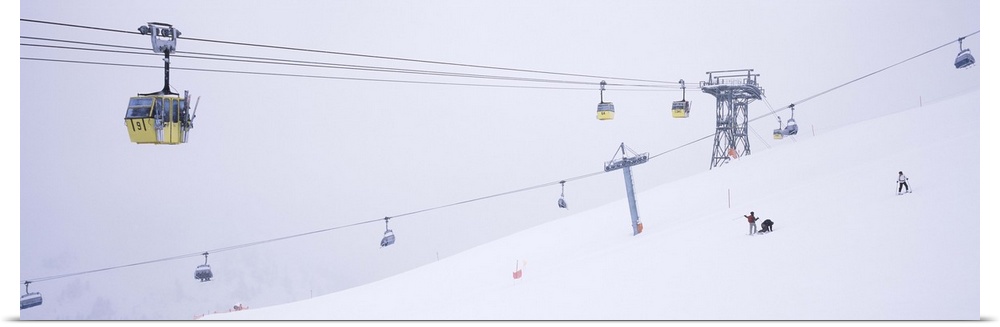 Trams, ski resort, Arlberg, St. Anton, Austria
