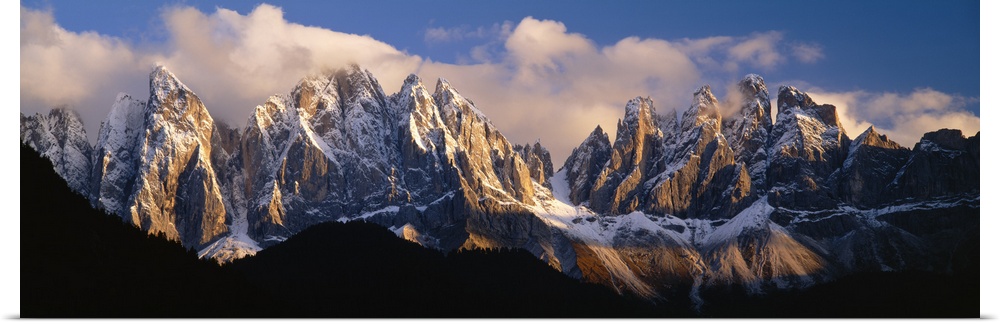 Snowcapped mountain peaks, Dolomites, Italy