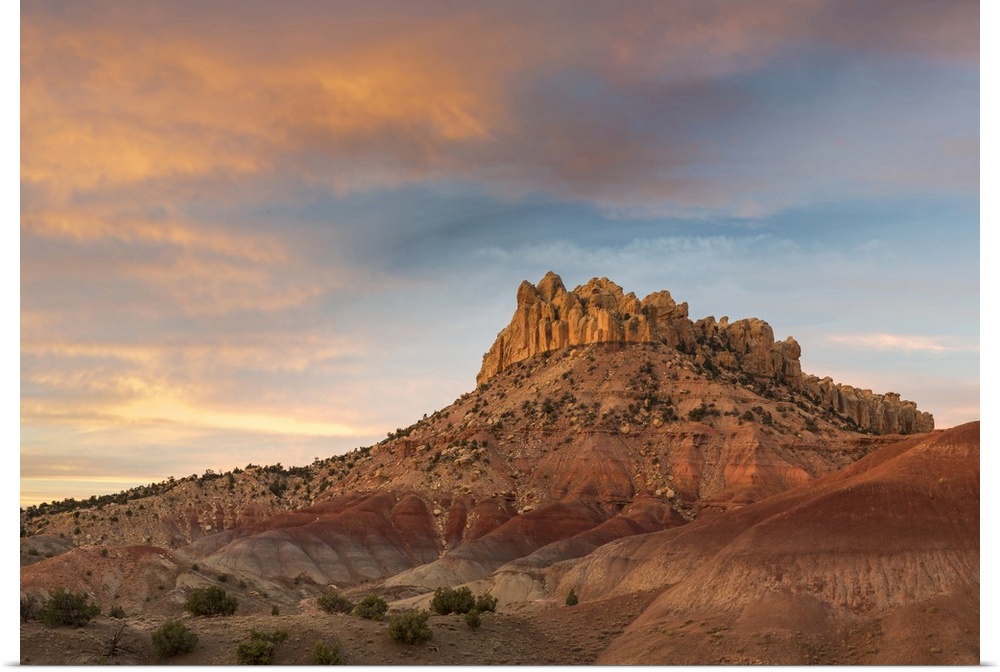 Sunrise over the Circle Cliffs near Long Canyon Overlook, Grand Staircase-Escalante National Monument, Utah, USA.