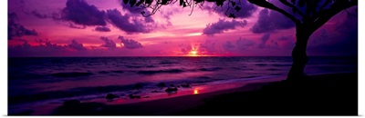 Sunrise over the sea, Pounders Beach, Oahu, Hawaii