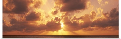 Sunset ovr Caribbean Sea fr 7 Mile Beach Cayman Islands