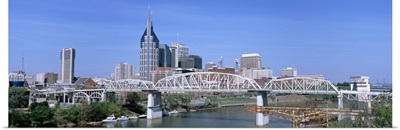 Tennessee, Nashville, Cumberland River, Pedestrian bridge crossing the river
