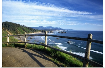 View of coastline from trail, Ecola State Park, Oregon, united states,