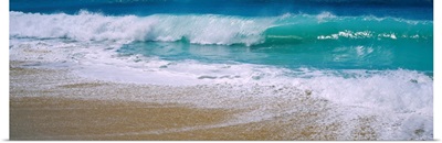 Waves crashing on the beach, Kauai, Hawaii