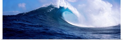 Waves in the sea, Maui, Hawaii,