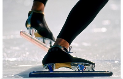 Detail of speed skater's feet at the start