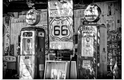 Black And White Arizona Collection - Route 66 Mobilgas Special