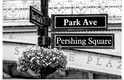 Black And White Manhattan Collection - Pershing Square