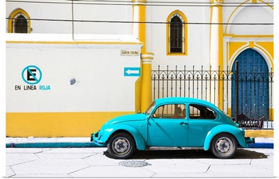 En Linea Roja Blue VW Beetle Car