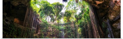 Ik-Kil Cenote