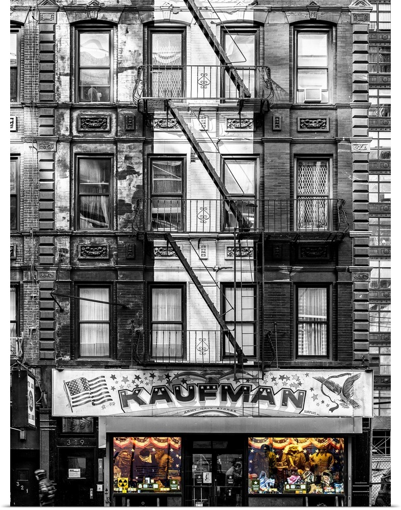 A photograph of New York city urban life.