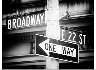 New York City - Manhattan Traffic Signs