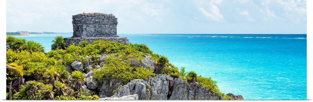 Panoramic photo of ancien Mayan ruins in Tulum, Mexico, overlooking the clear blue Caribbean ocean. From the Viva Mexico P...