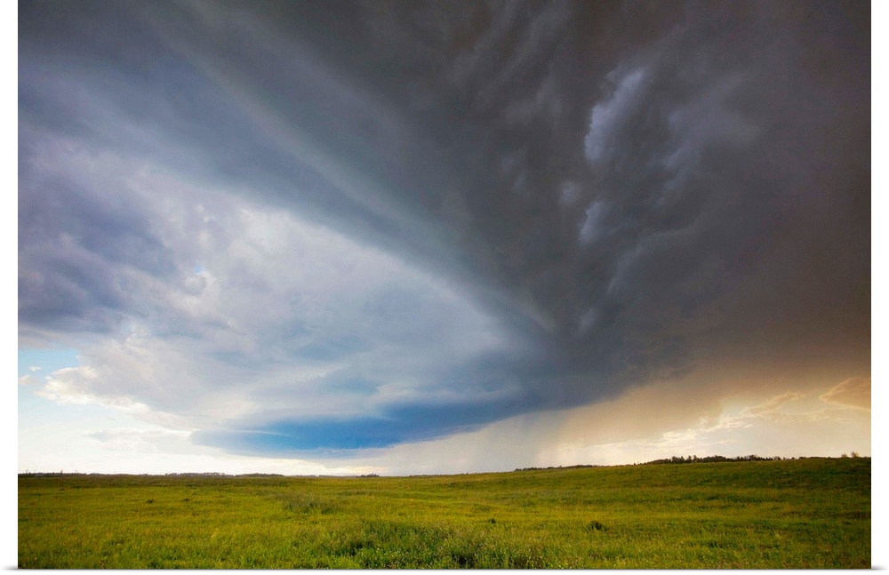 Pictorial photograph of cloud formations during a severe prairie thunderstorm.