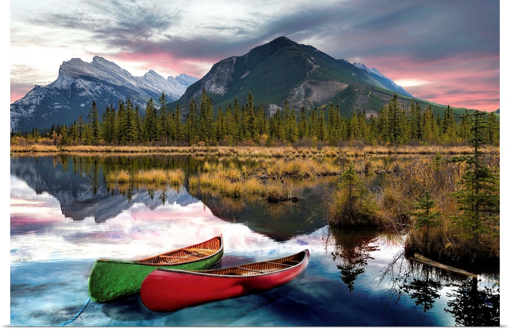 A view across Vermilion Lakes towards Mount Rundle and the town of Banff, Banff National Park, Alberta, Canada.
