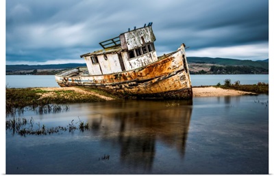 Shipwreck, Inverness