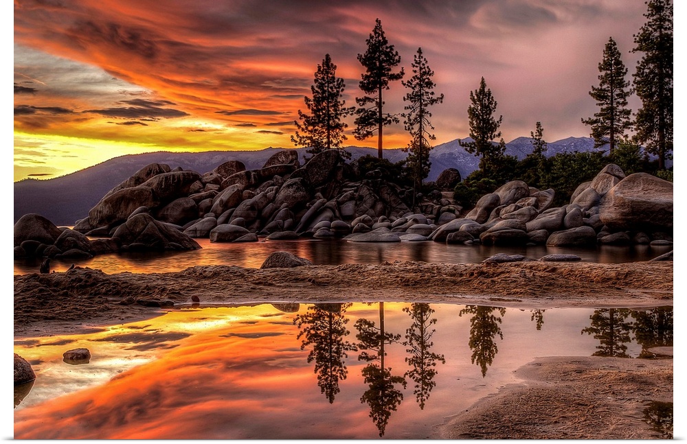 Sunset over Lake Tahoe in Sierra Nevada, California.