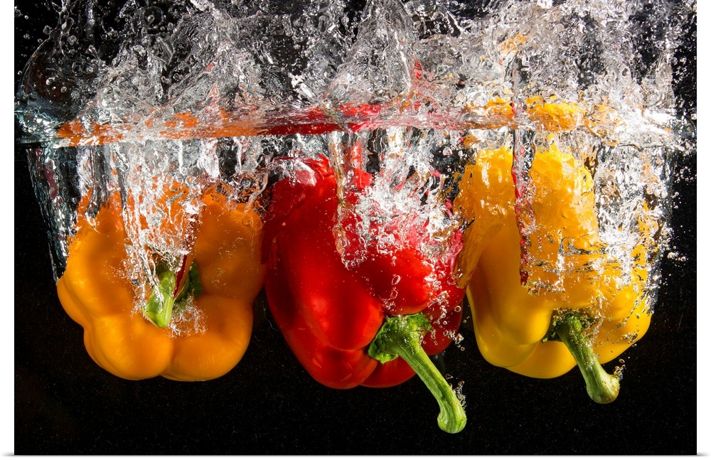 Tri-colored pepper splash